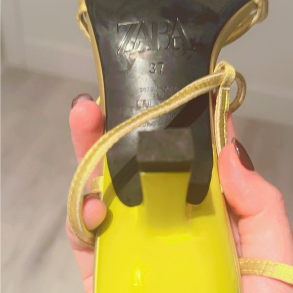 Zara sandales - Picture 3 of 3